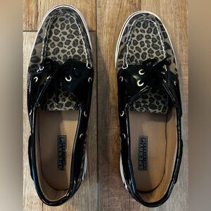 Sperry Women's Black and Brown Leopard Flats